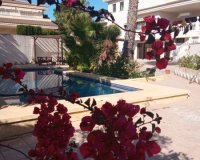 Odsprzedaż - Willa - Benidorm - Poniente