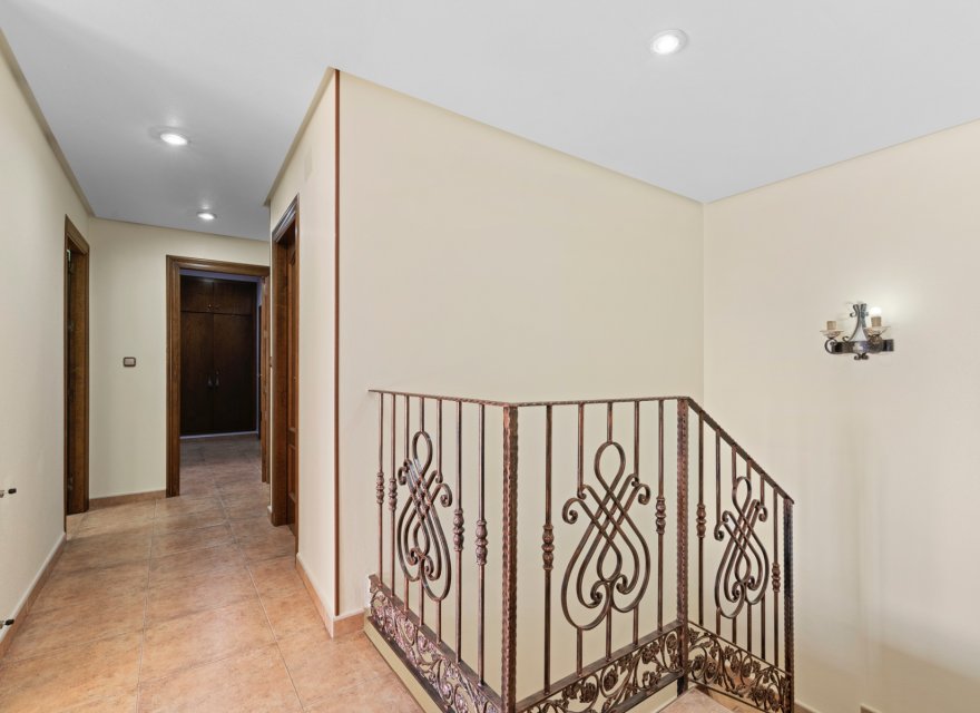 Odsprzedaż - Willa - Beniel - Carretera de Beniel