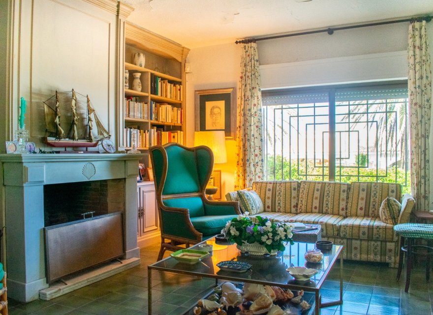 Odsprzedaż - Willa - Cabo Roig