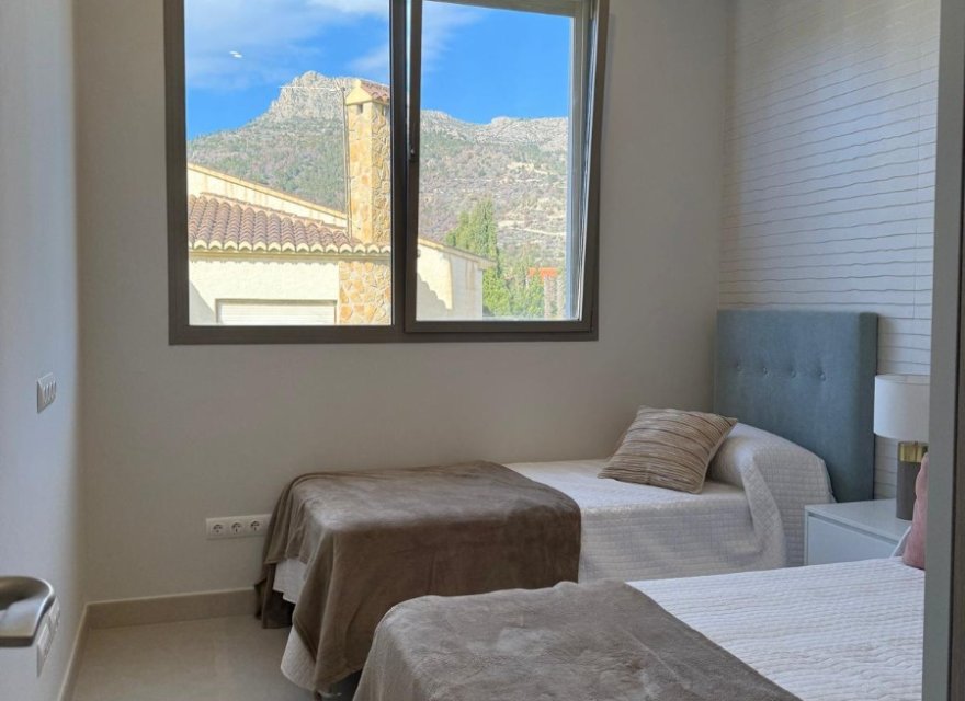 Odsprzedaż - Willa - Calpe