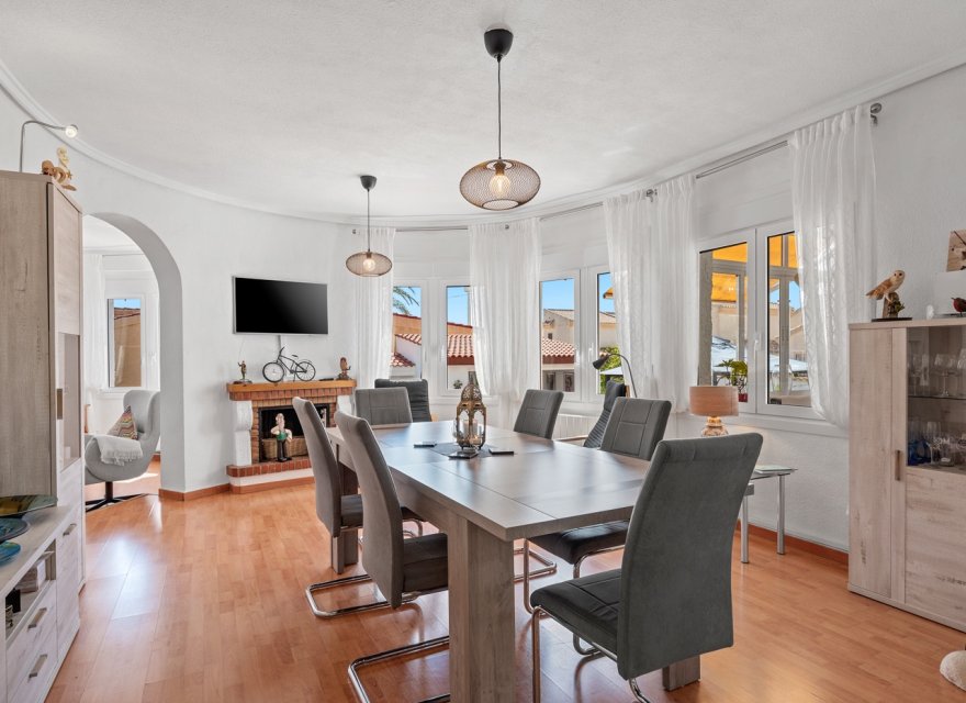 Odsprzedaż - Willa - Ciudad Quesada - Rojales