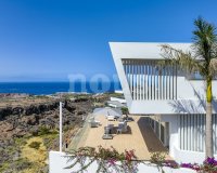 Odsprzedaż - Willa - Costa Adeje (La Caleta) - Villa Yacht