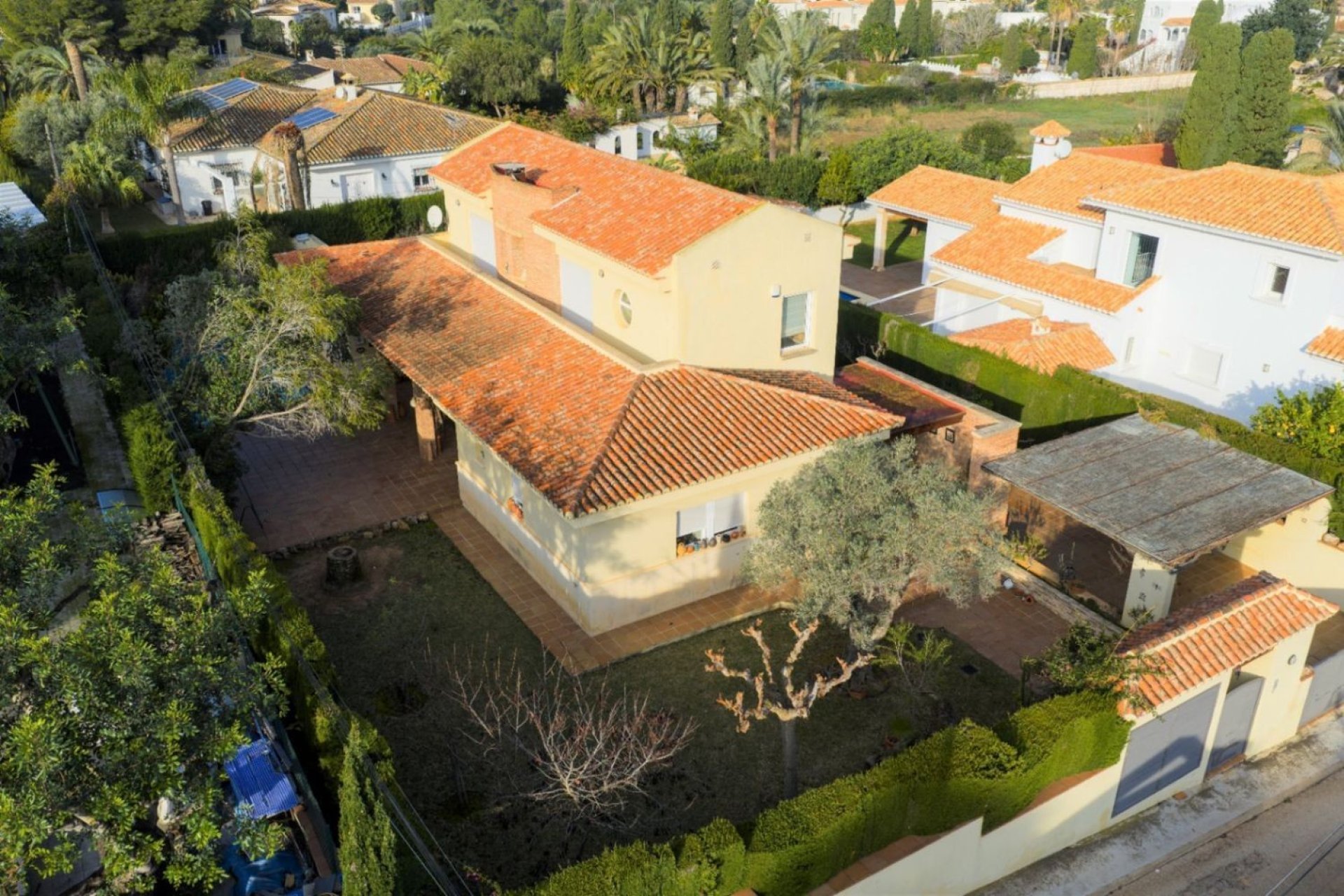 Odsprzedaż - Willa - Denia