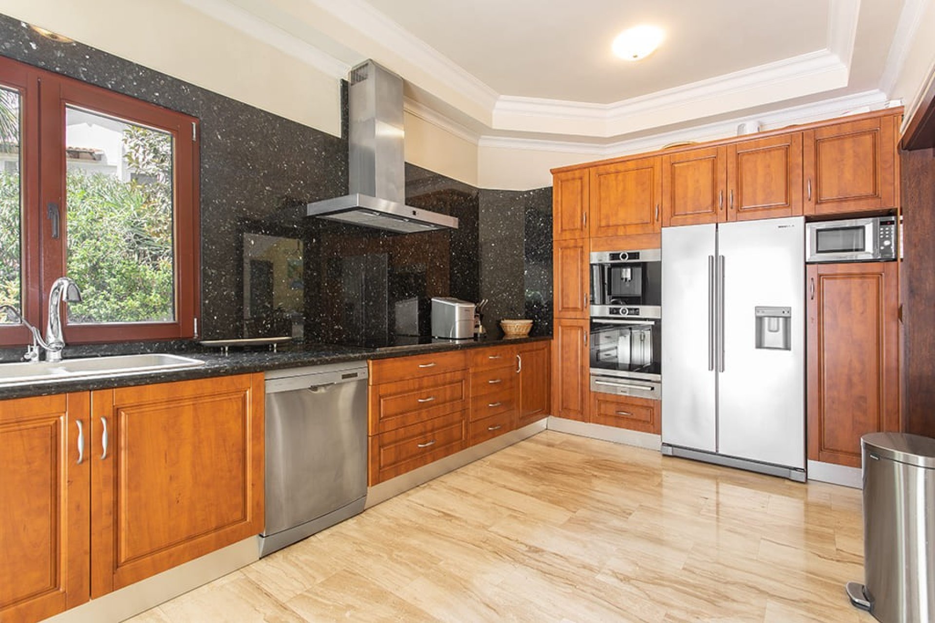 Odsprzedaż - Willa - El Toro