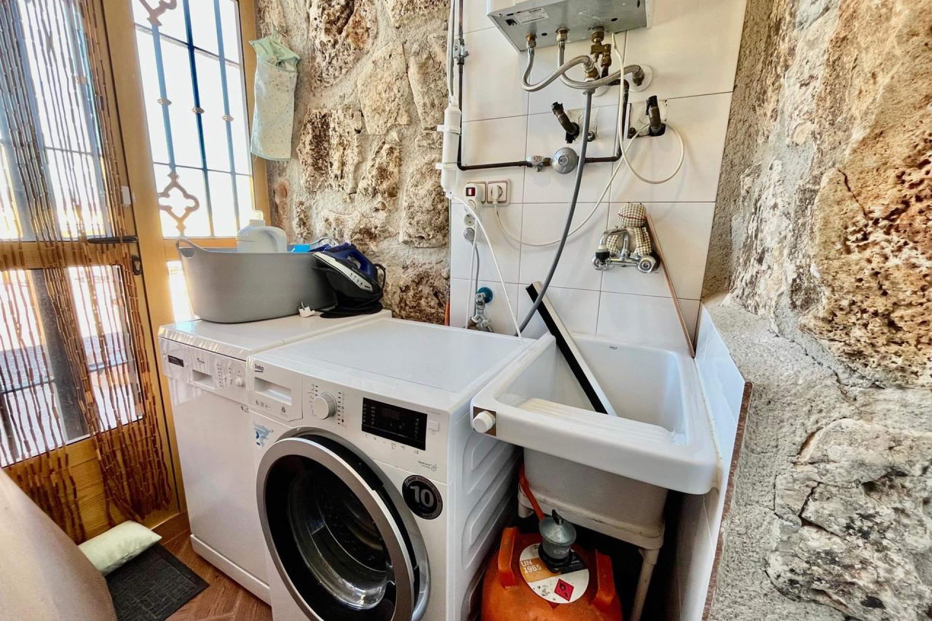 Odsprzedaż - Willa - Fortuna - Inland