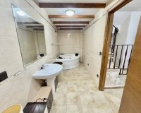 Odsprzedaż - Willa - Guardamar del Segura