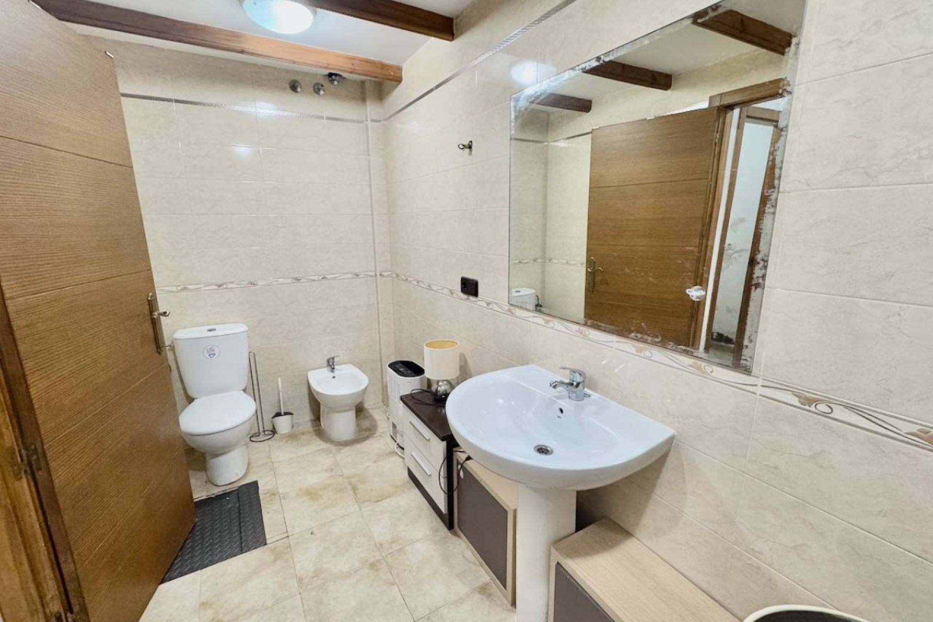 Odsprzedaż - Willa - Guardamar del Segura