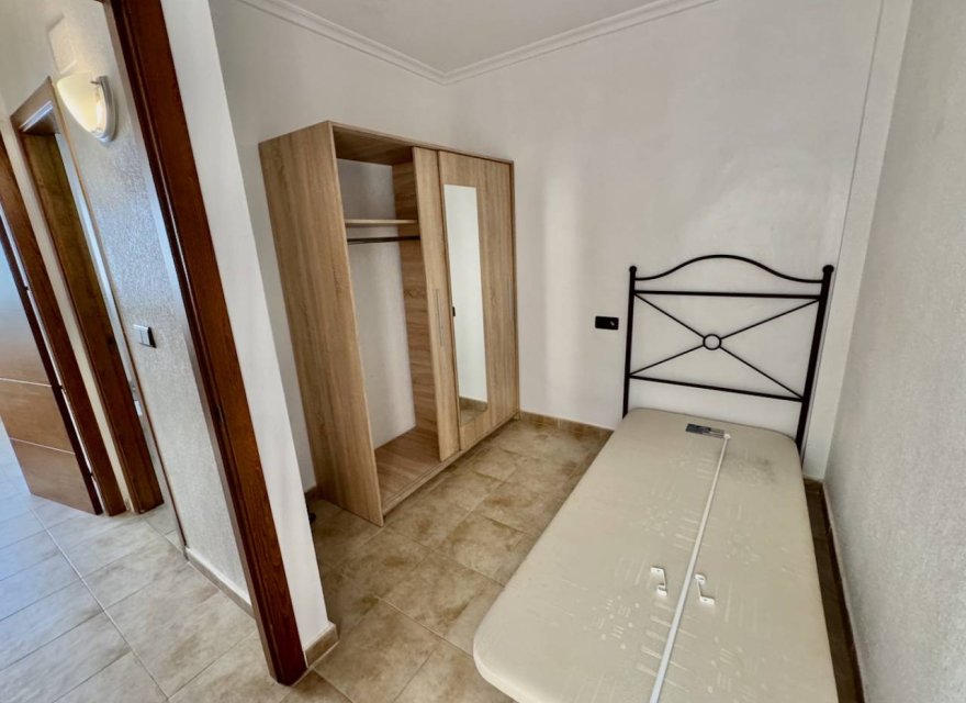 Odsprzedaż - Willa - Guardamar del Segura