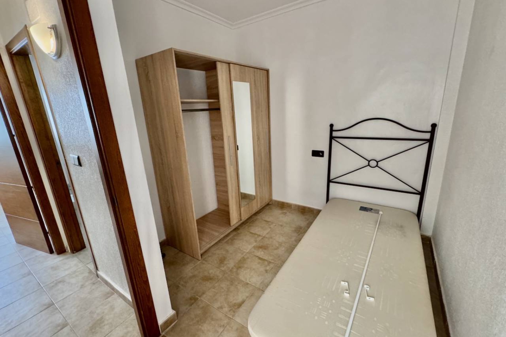 Odsprzedaż - Willa - Guardamar del Segura