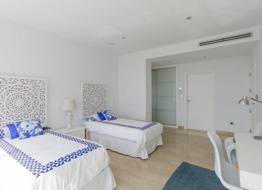 Odsprzedaż - Willa - Moraira