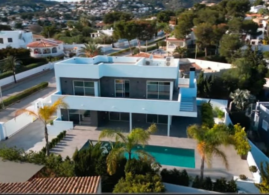 Odsprzedaż - Willa - Moraira