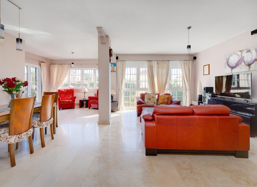 Odsprzedaż - Willa - Orihuela Costa - Costa Blanca