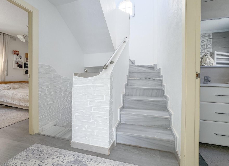 Odsprzedaż - Willa - Orihuela Costa - Los Almendros-la Florida