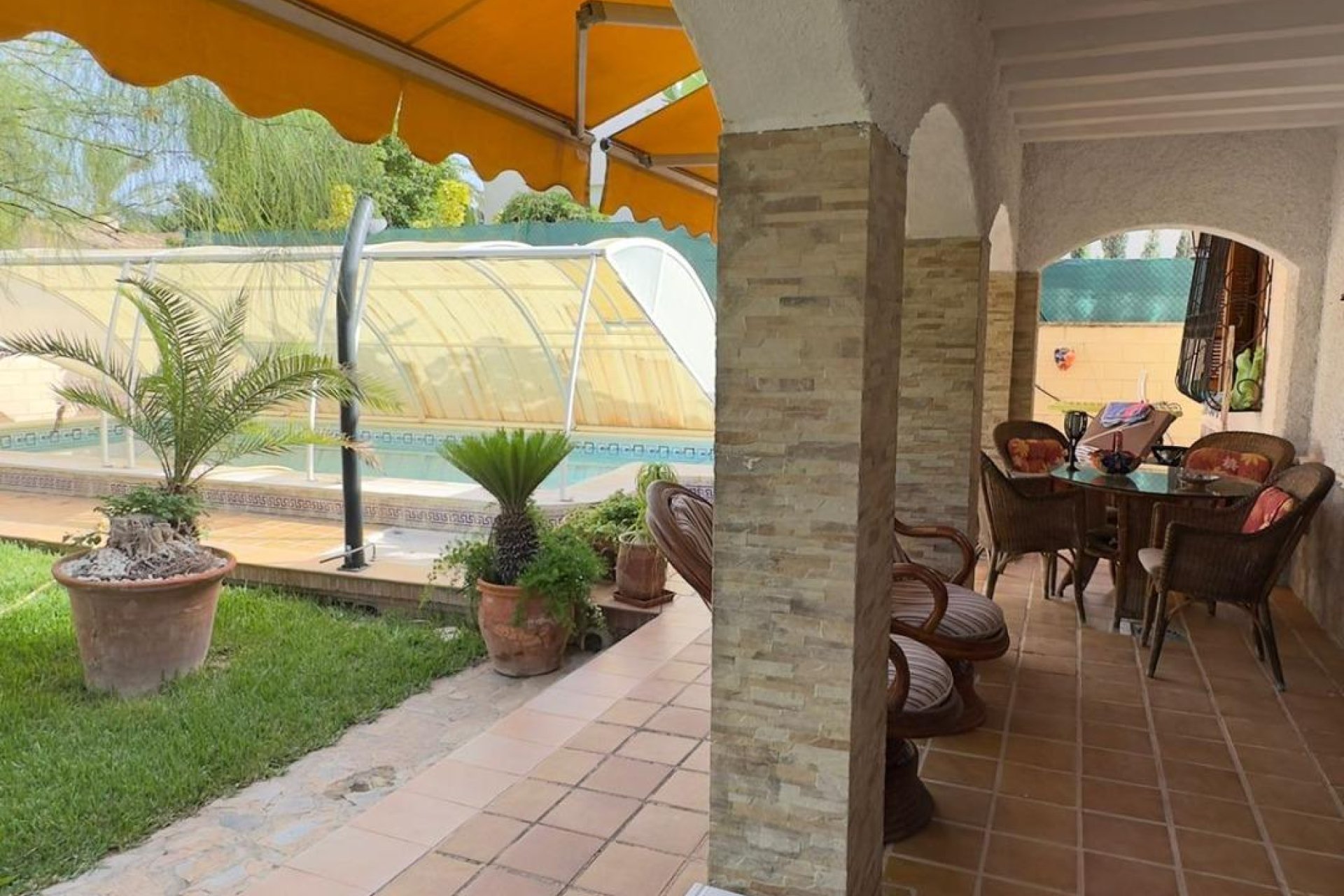 Odsprzedaż - Willa - Orihuela Costa - Punta Prima