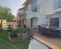 Odsprzedaż - Willa - Orihuela Costa - Punta Prima