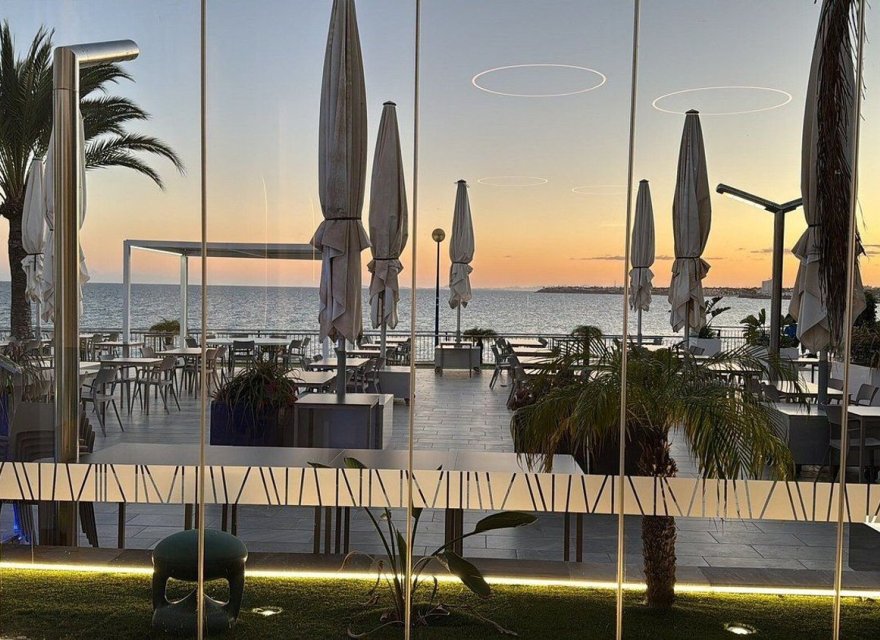 Odsprzedaż - Willa - Orihuela Costa - Punta Prima