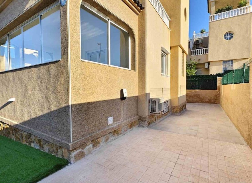 Odsprzedaż - Willa - Orihuela Costa - Villamartin