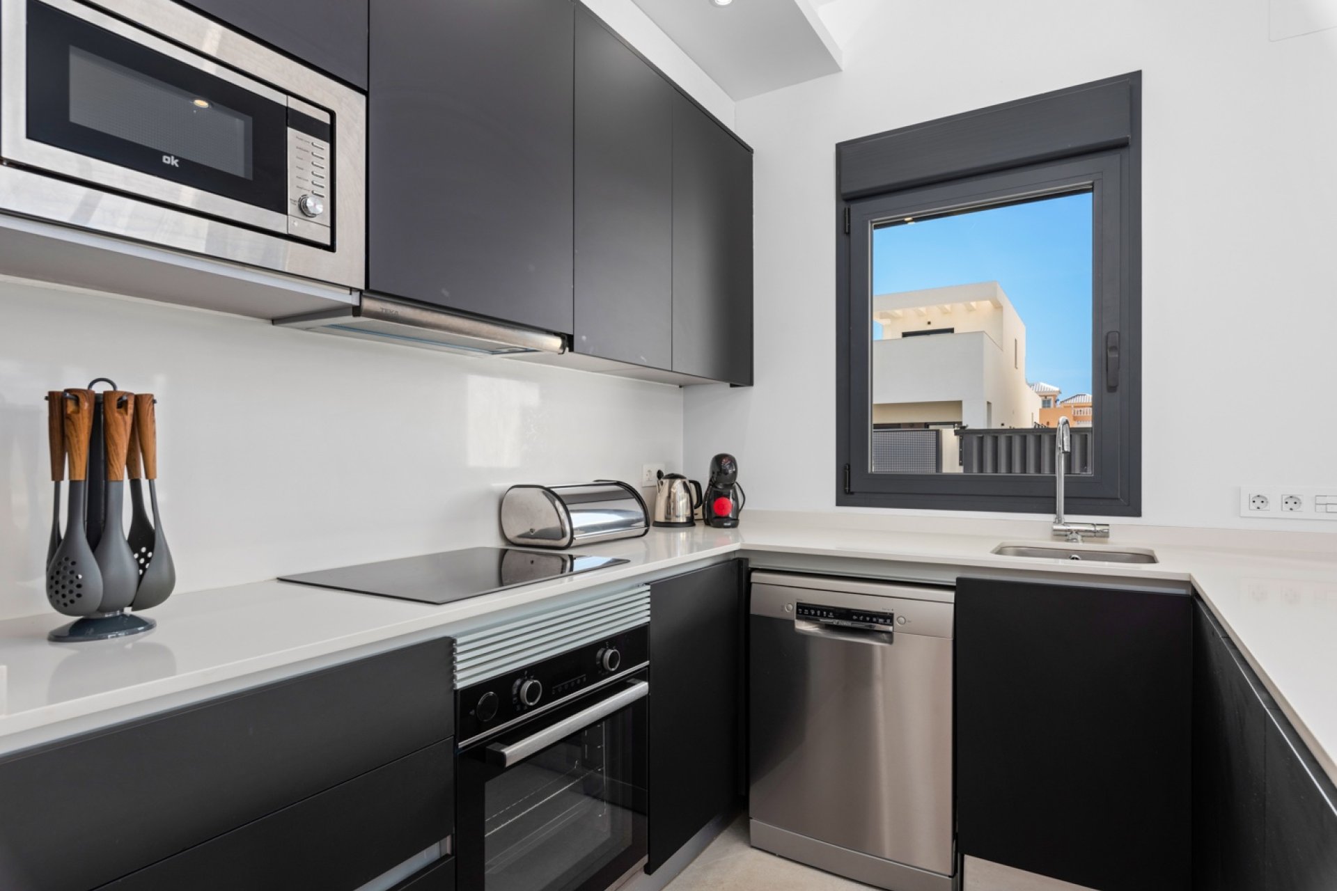 Odsprzedaż - Willa - San Fulgencio - La Marina