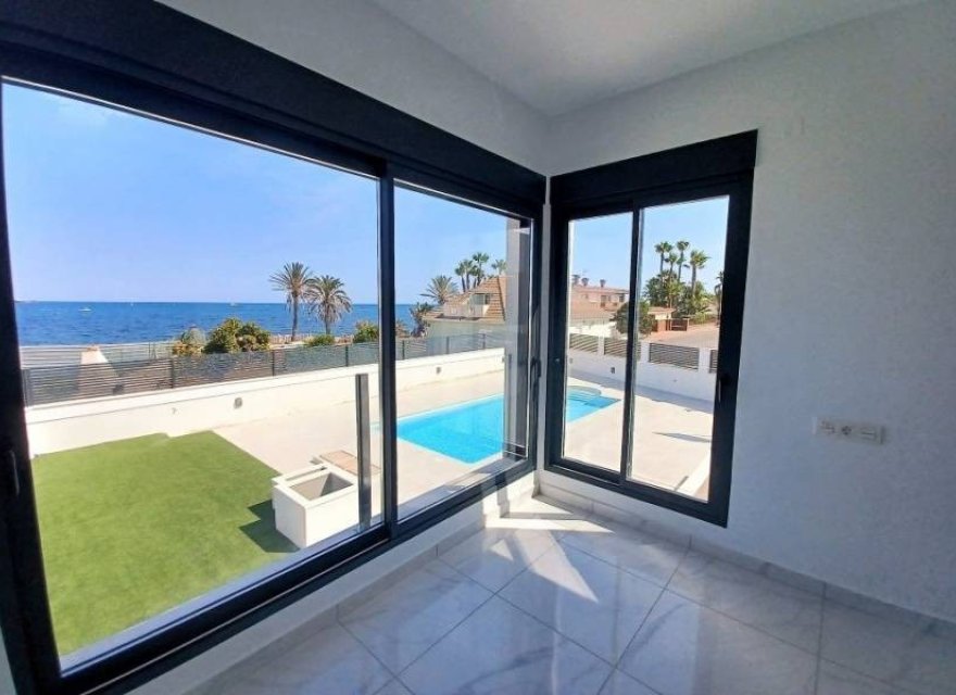 Odsprzedaż - Willa - Torrevieja - Los Balcones