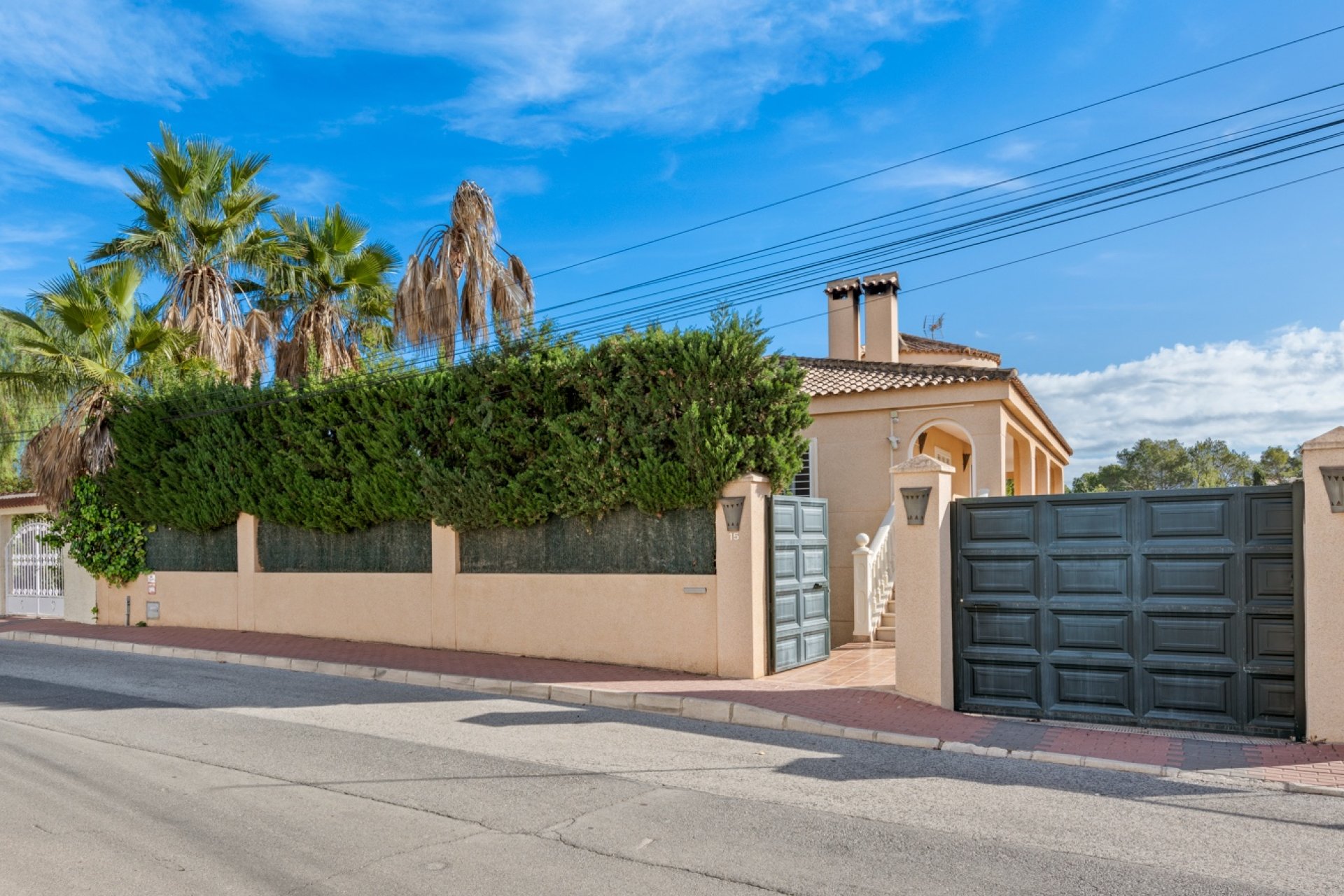 Odsprzedaż - Willa - Torrevieja - Los Balcones