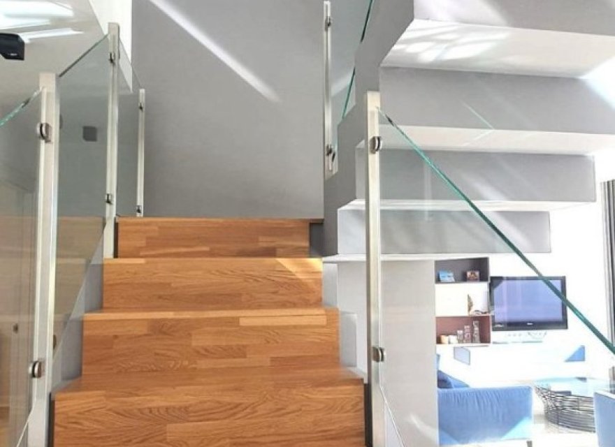 Odsprzedaż - Willa - Villajoyosa - Montiboli