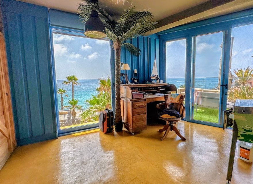 Odsprzedaż - Willa - Villajoyosa