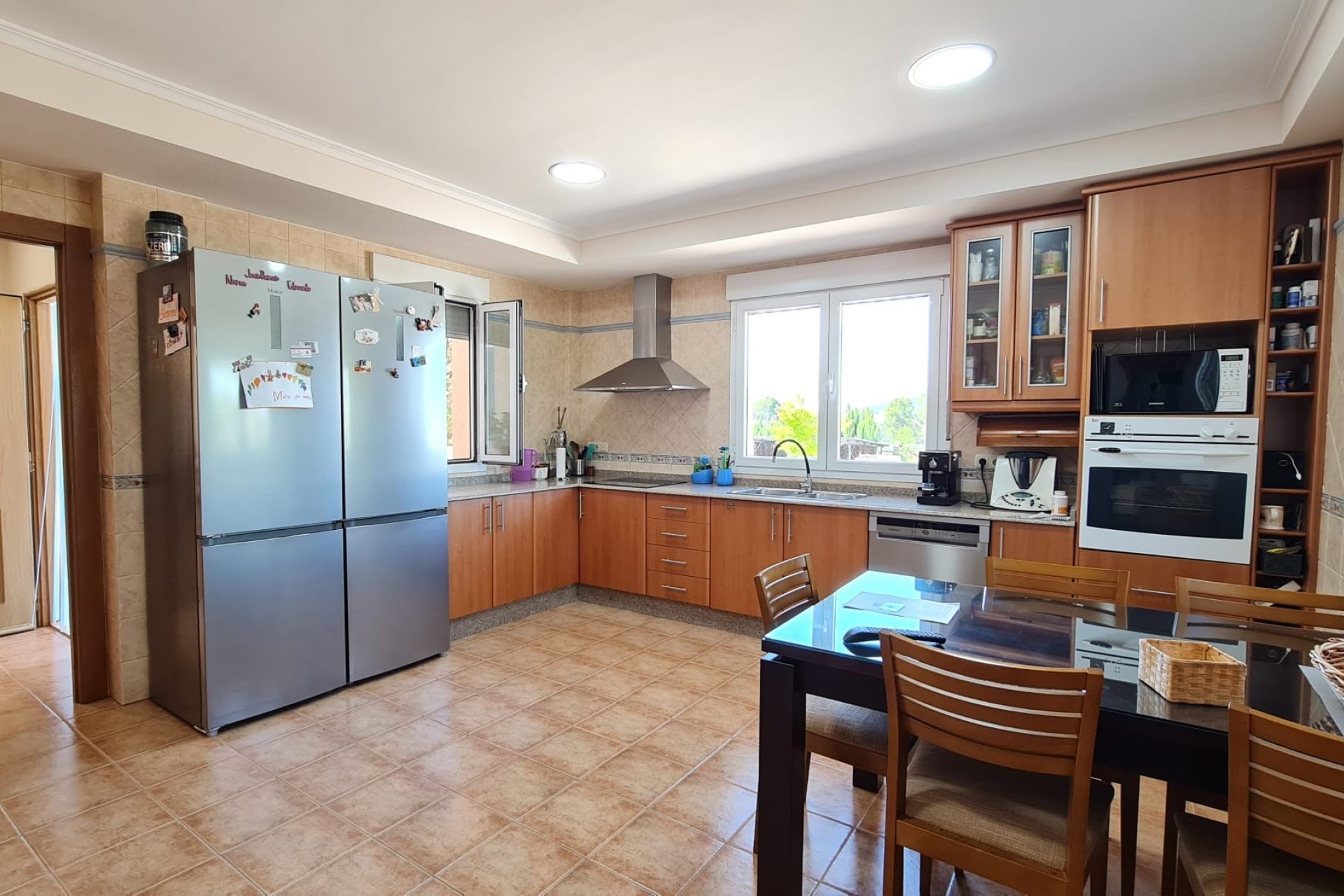 Odsprzedaż - Willa - Yecla - Inland