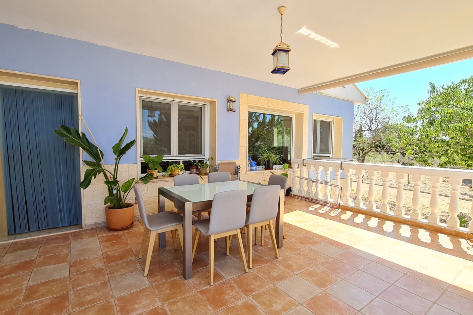 Odsprzedaż - Willa - Yecla - Inland