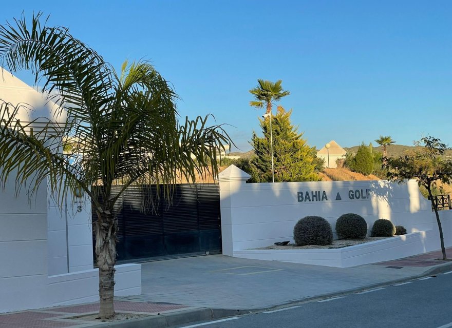 Перепродаж - Апартаменти - Alicante (San Juan) - Club De Golf Bonalba