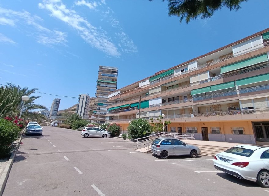 Перепродаж - Апартаменти - Alicante (San Juan) - 