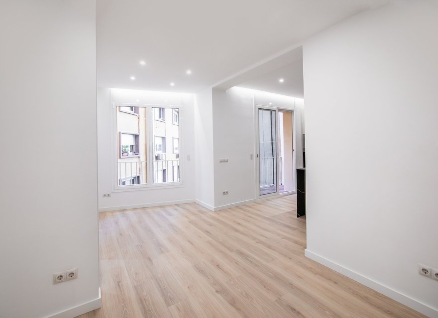 Перепродаж - Апартаменти - Eixample - 