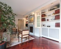 Перепродаж - Апартаменти - Eixample - 