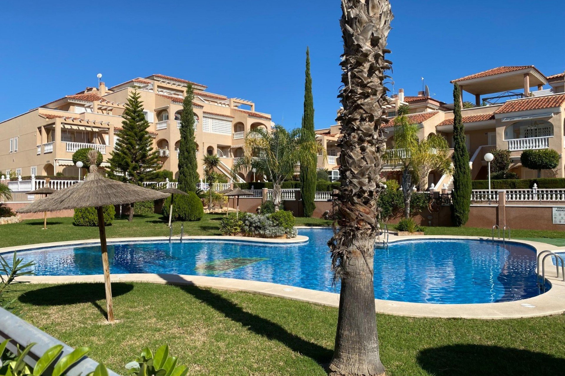 Перепродаж - Апартаменти - Orihuela Costa - Punta Prima