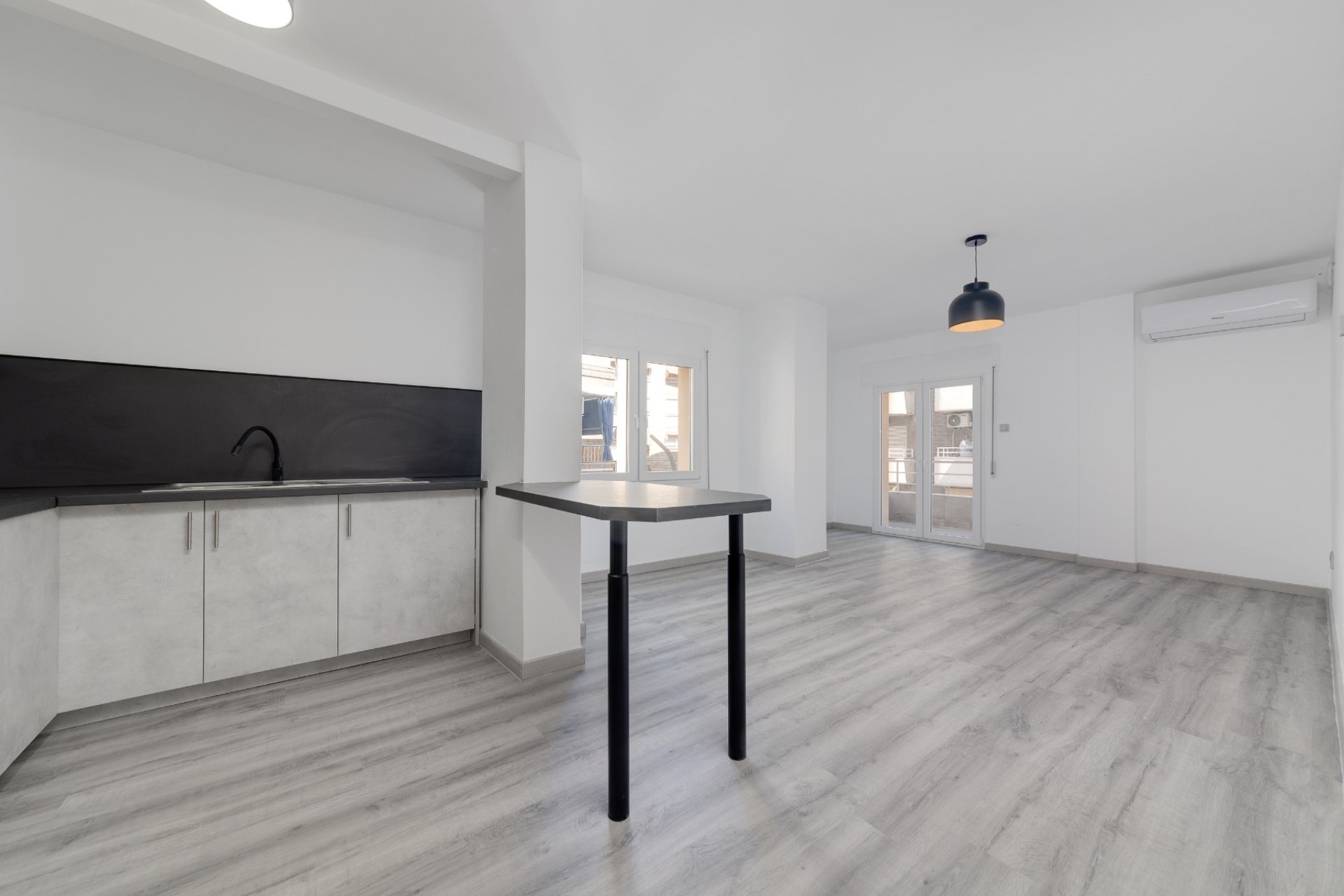 Перепродаж - Апартаменти - Torrevieja - Center