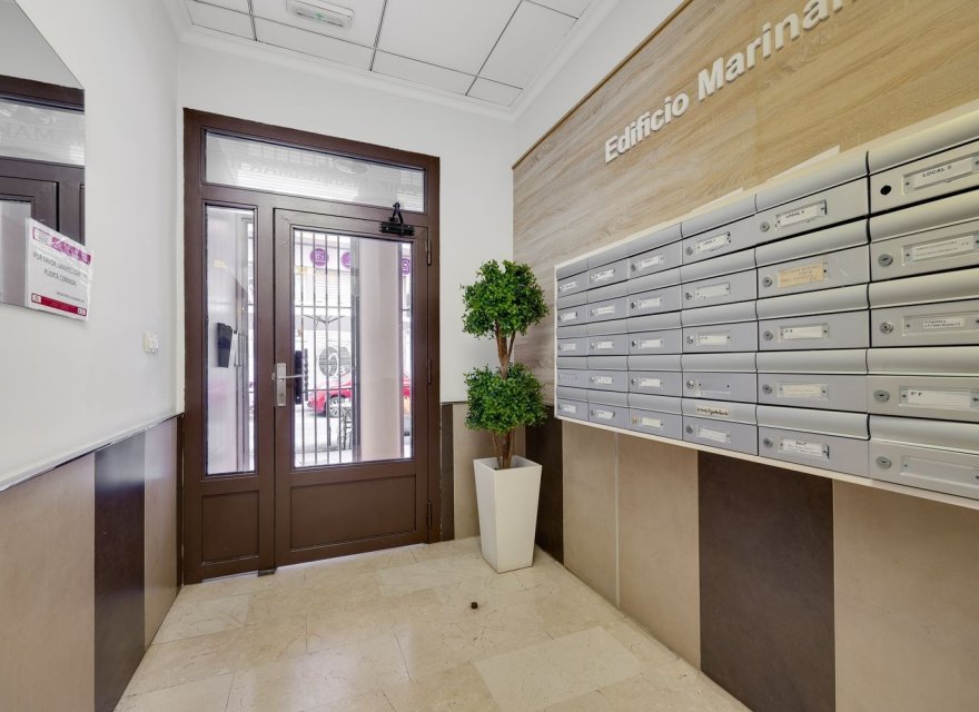 Перепродаж - Апартаменти - Torrevieja - Las Piscinas Naturales