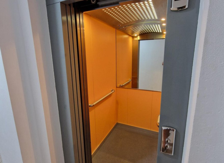 Перепродаж - Апартаменти - Torrevieja - Playa de los Locos