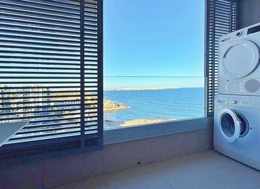 Перепродаж - Апартаменти - Torrevieja - Punta Prima