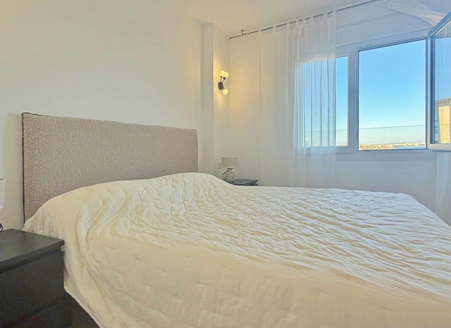 Перепродаж - Апартаменти - Torrevieja - Punta Prima