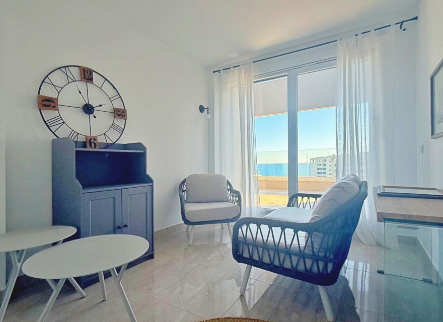 Перепродаж - Апартаменти - Torrevieja - Punta Prima
