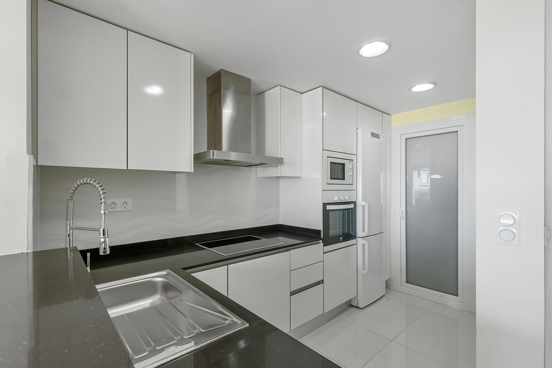 Перепродаж - Апартаменти - Torrevieja - Punta Prima