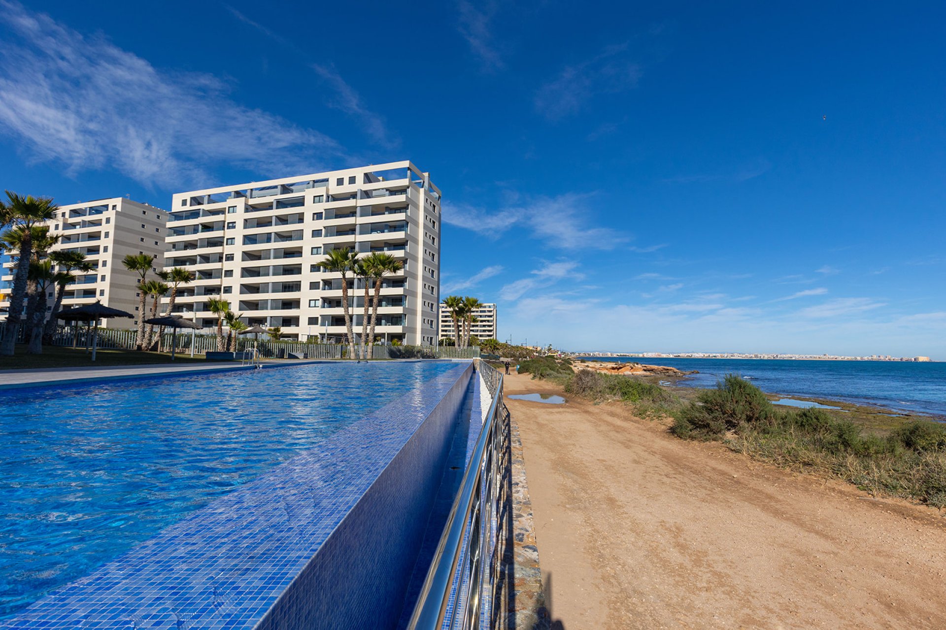Перепродаж - Апартаменти - Torrevieja - Punta Prima