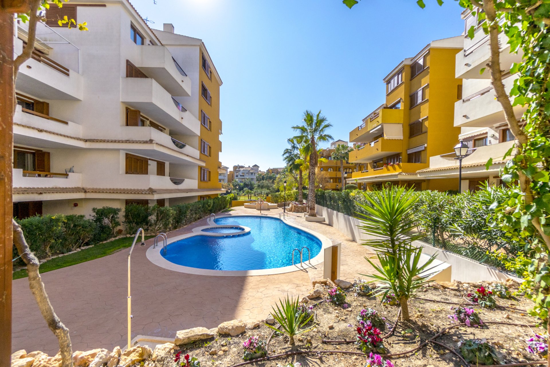Перепродаж - Апартаменти - Torrevieja - Punta Prima
