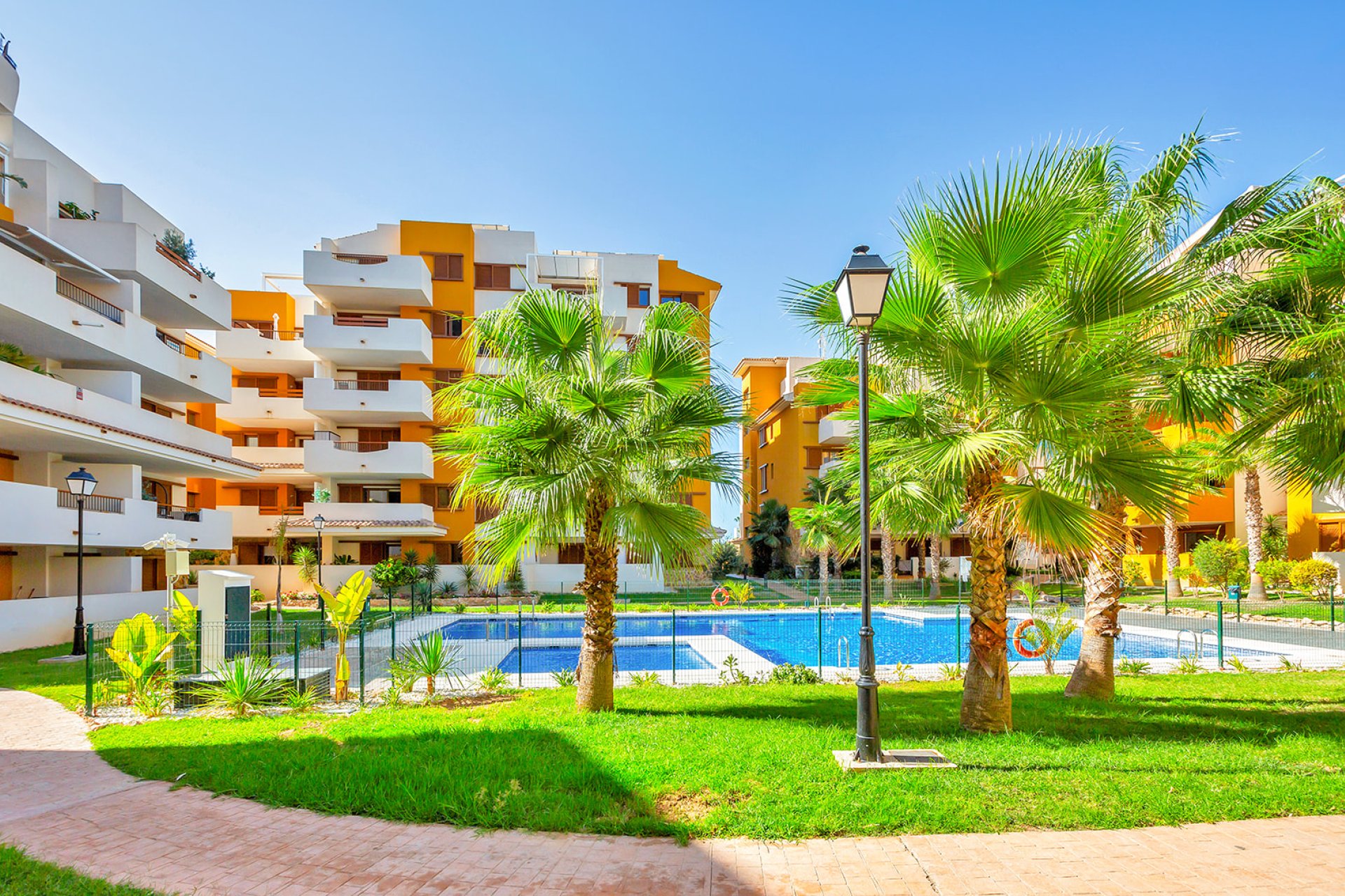 Перепродаж - Апартаменти - Torrevieja - Punta Prima