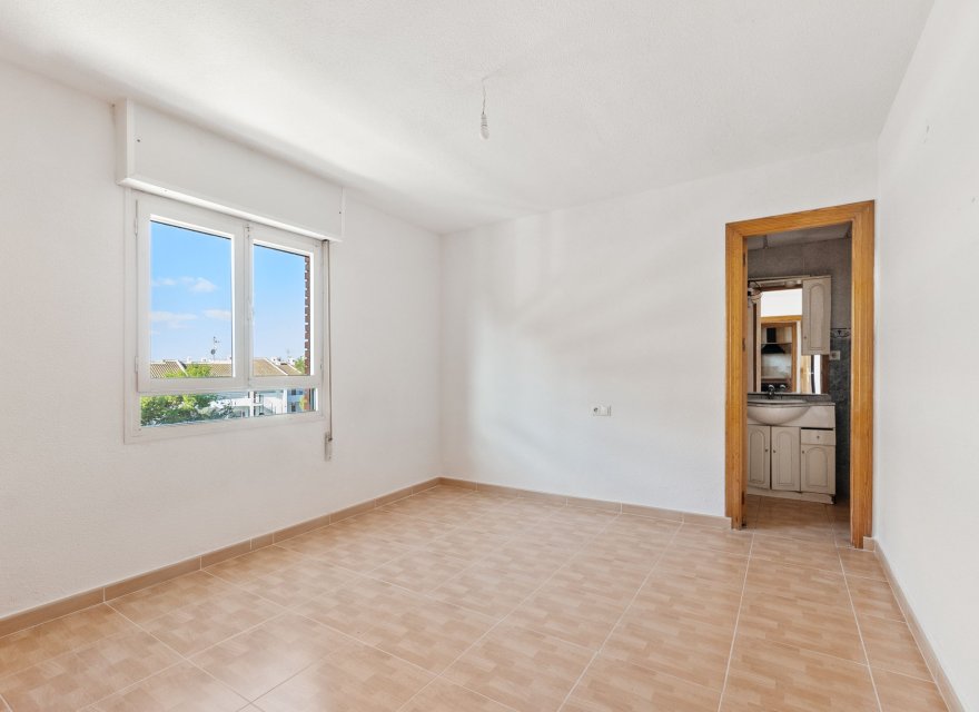 Перепродаж - Апартаменти - Torrevieja - Punta Prima