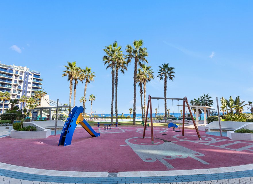 Перепродаж - Апартаменти - Torrevieja - Punta Prima