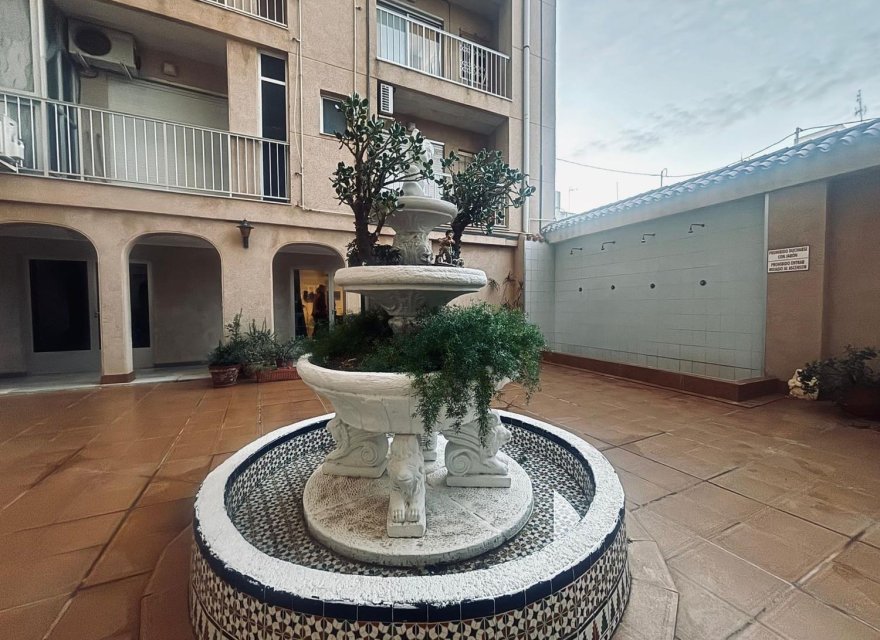 Перепродаж - Апартаменти - Torrevieja