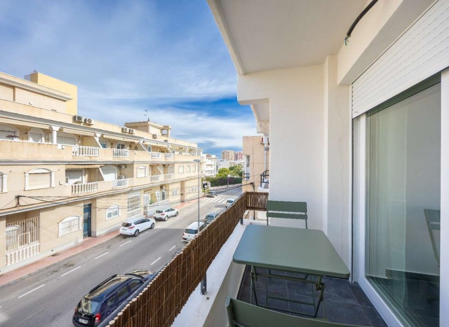 Перепродаж - Апартаменти - Torrevieja
