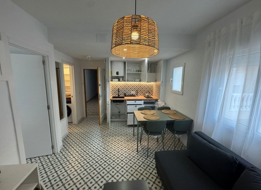 Перепродаж - Апартаменти - Torrevieja