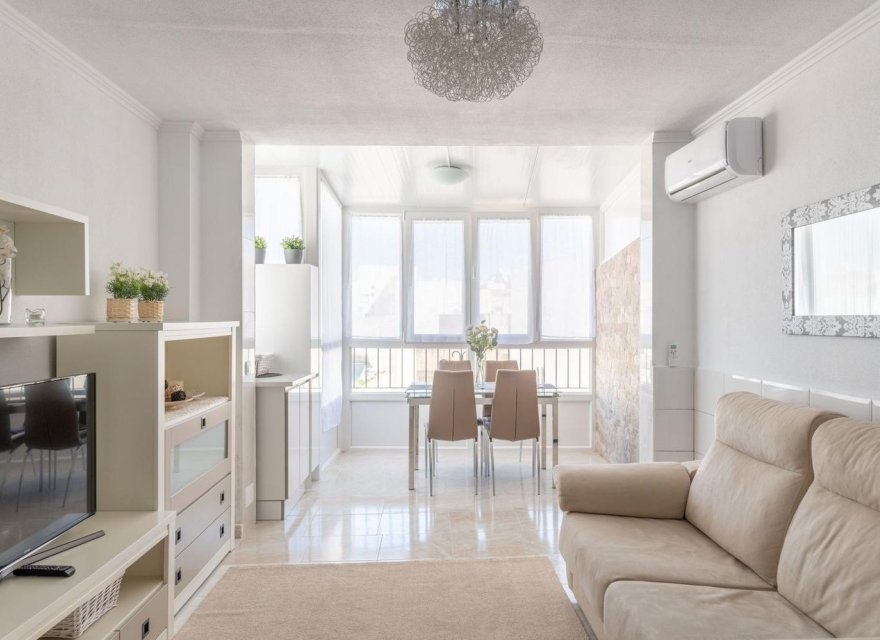 Перепродаж - Апартаменти - Torrevieja