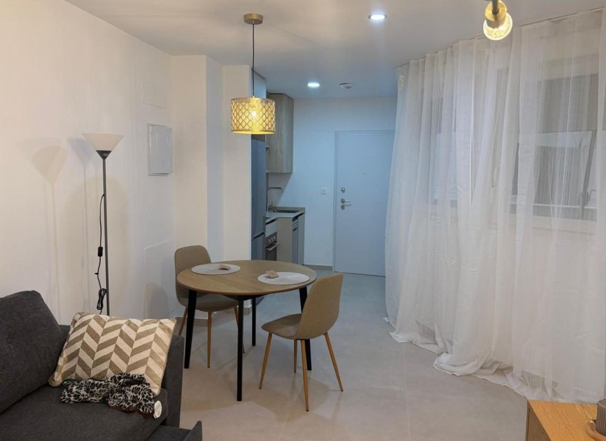 Перепродаж - Апартаменти - Torrevieja